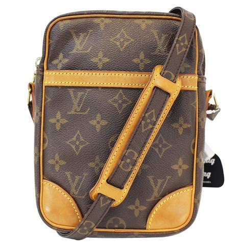 louis vuitton crossbody-taske|Louis Vuitton crossbody shoulder bag.